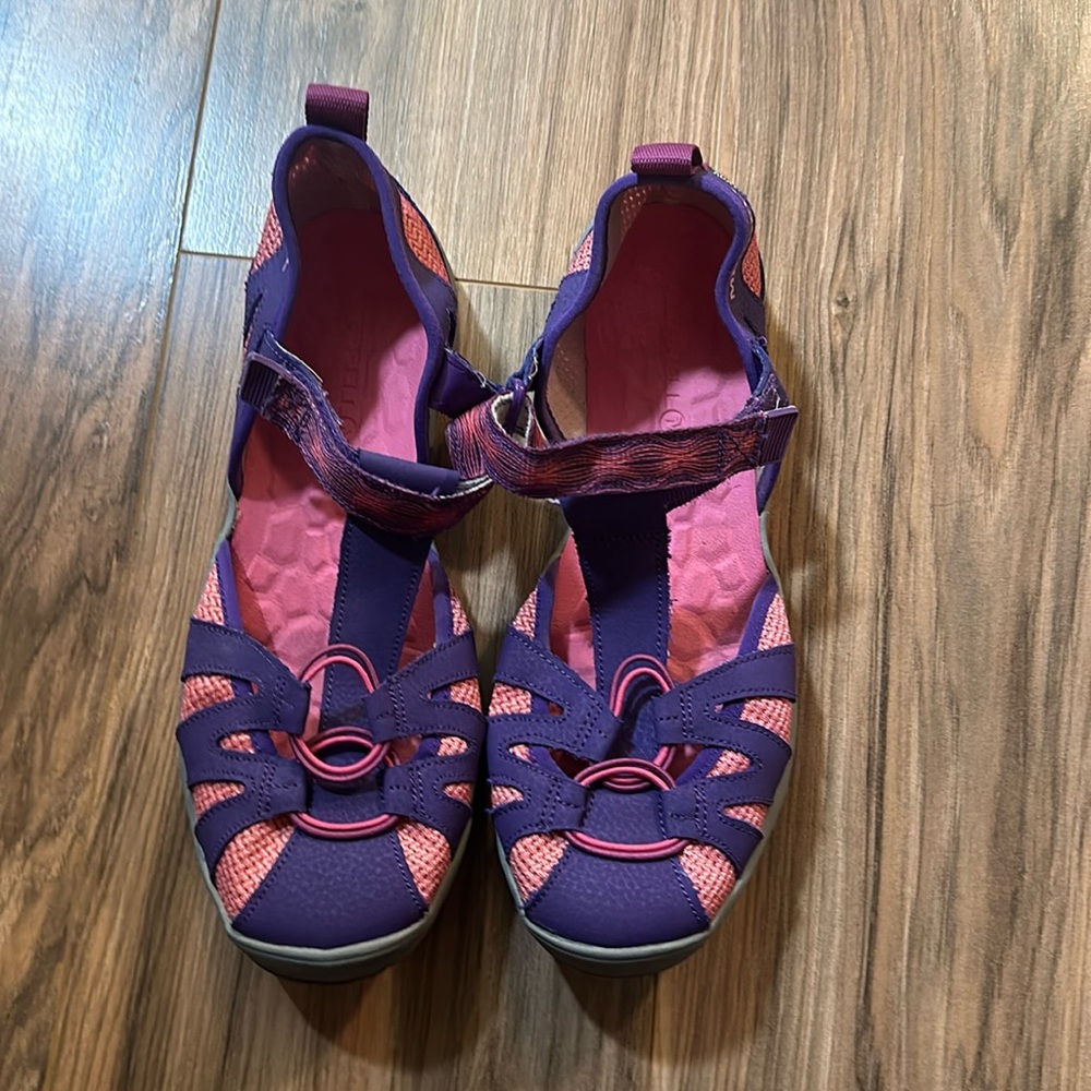Women’s Merrell Hydro size 7W